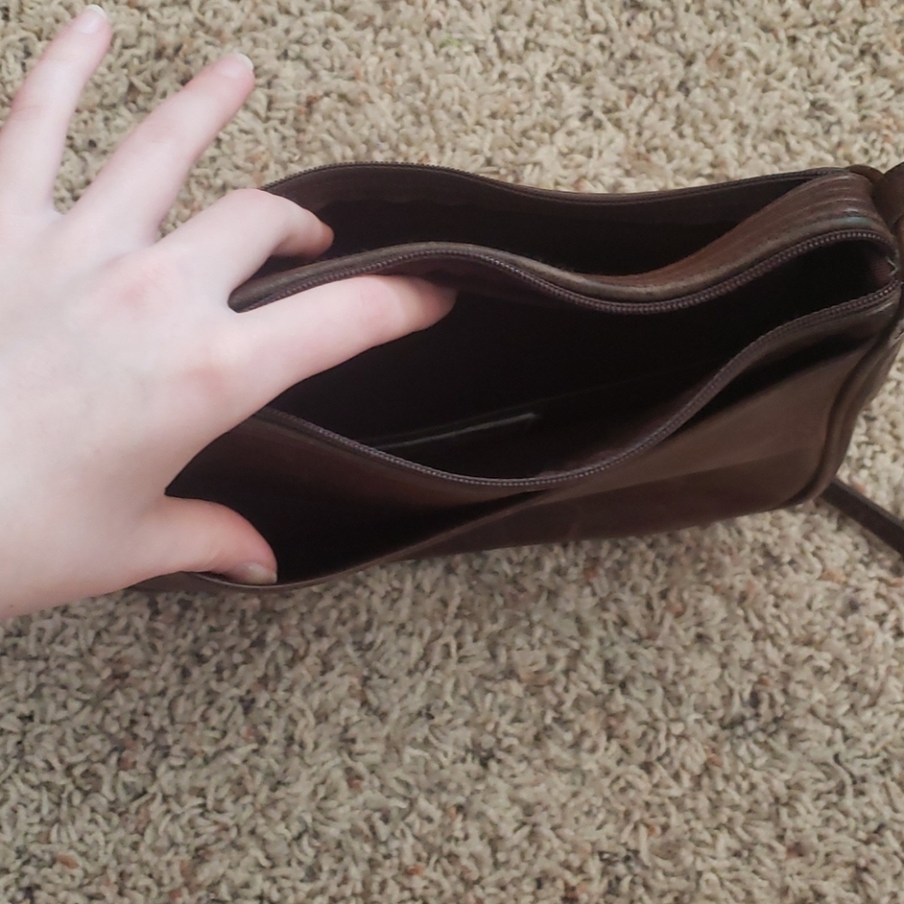 Purse - Picture 2 of 3